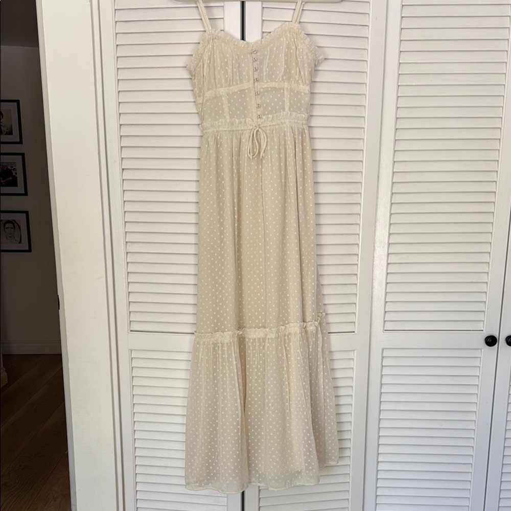 Elegant Cream Midi Dress